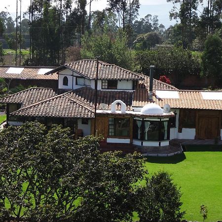 Zaysant Ecolodge Puembo エクステリア 写真